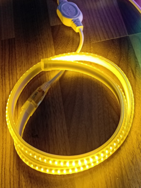 Dây LED GS-3636-144G ánh sáng vàng 144 chip mỗi mét GSUN